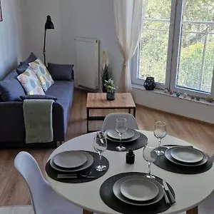 Cosy W Poblizu Tauron Arena Apartament